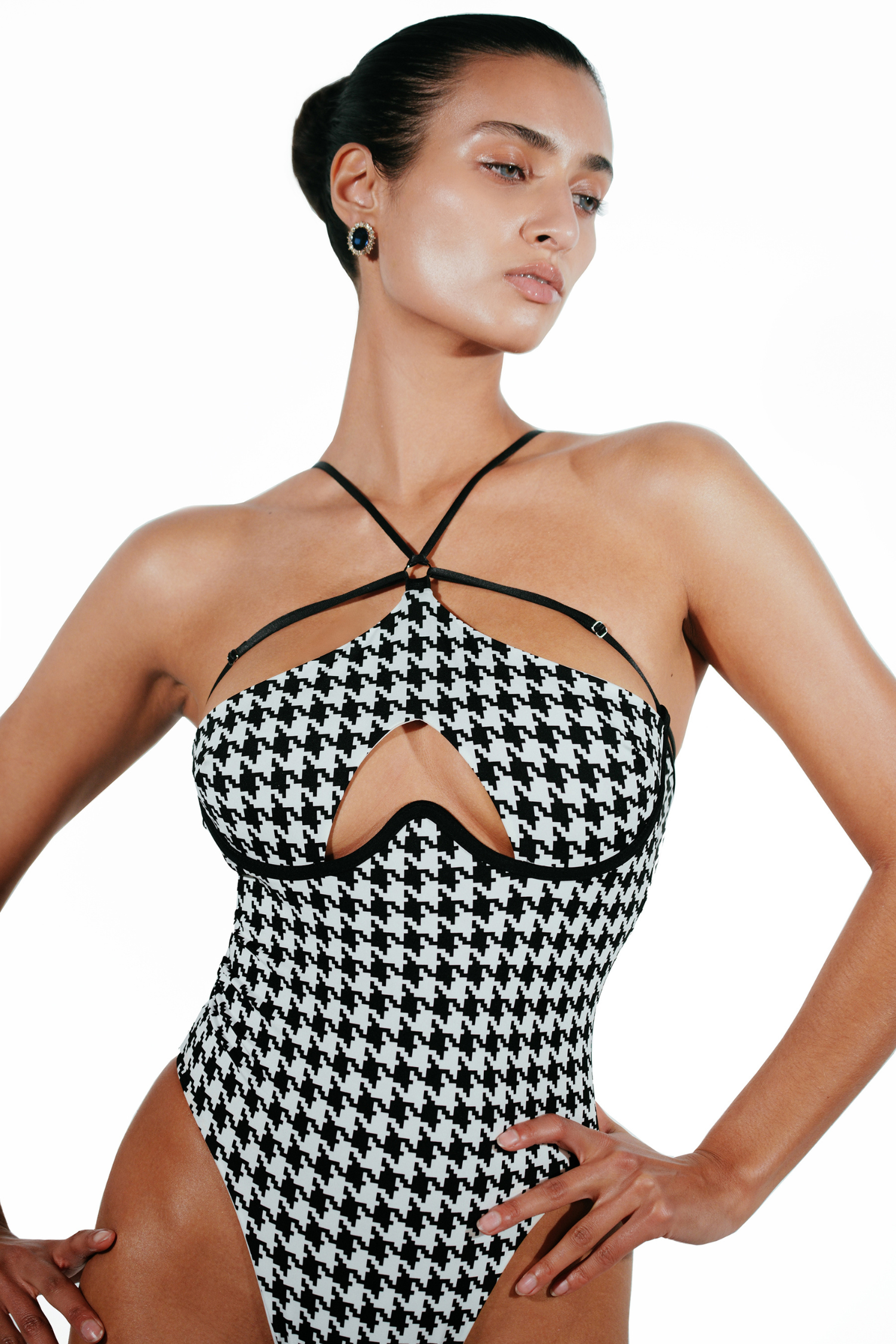 Model wearing Heartbreaker Swim – elegant houndstooth swimsuit